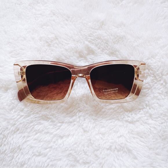 Lily Clear Mauve Rectangular Sunglasses - Picture 1 of 11